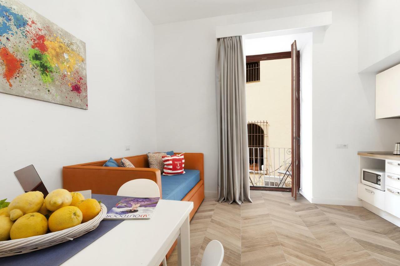 Amore Rentals - Casa 80 Sorrento Exteriör bild